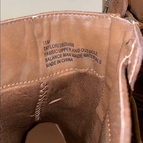 NWT - Women’s Brown Ankle Boots - Picture 7 of 9